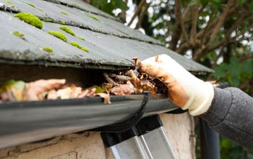 gutter cleaning Highercliff, Cornwall